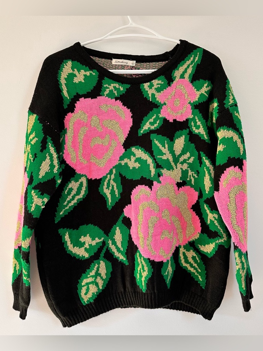 STRIKING Floral Wool Blend Knit Sweater